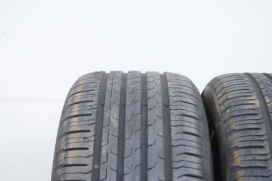 2 x Continental summer tires 235 50 19 inch DOT22/21 approx. 5mm tread depth
