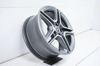 1 x Mercedes A35 AMG W177 Alufelge 18 Zoll A1774013800 7,5J ET33,5
