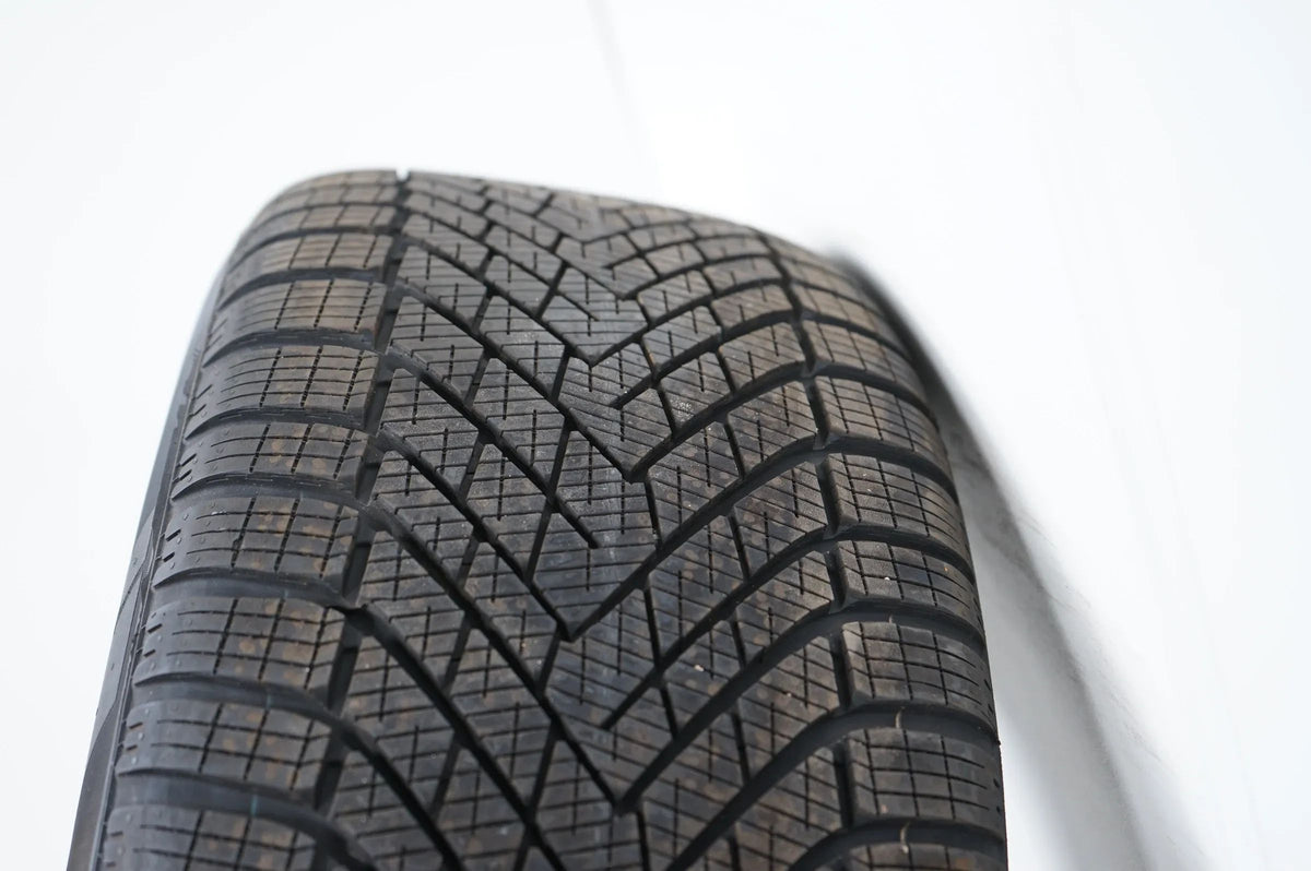 Audi Q5 GU 8MA Alufelgen Winterreifen Winterräder 255 45 20 Zoll 8MA601025G Vue détaillée 11