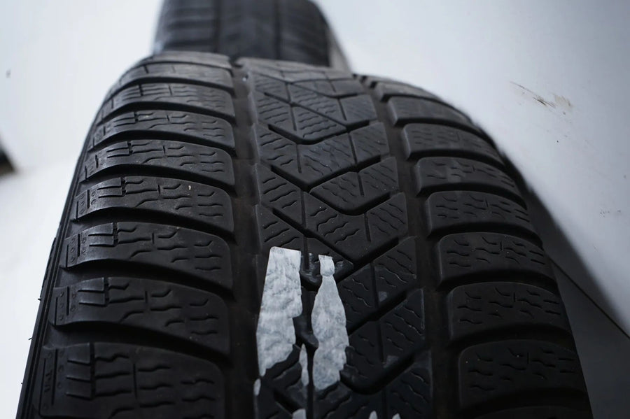 Mercedes C-Class W206 winter tires/wheels 225/45/18 inch
