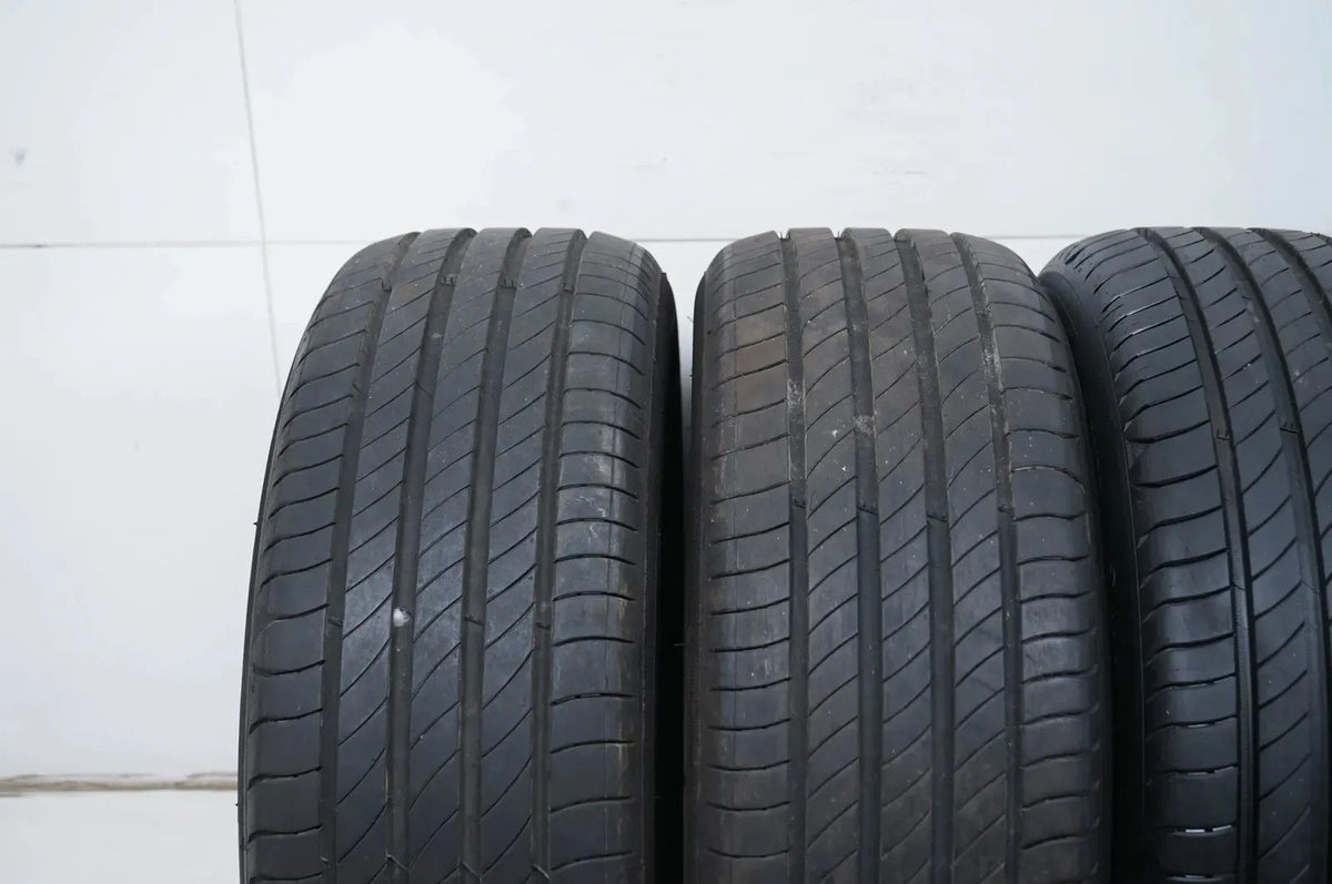 4 x pneus été Michelin Primacy 4 195 55 16 pouces DOT23 env.7mm Vue détaillée 4