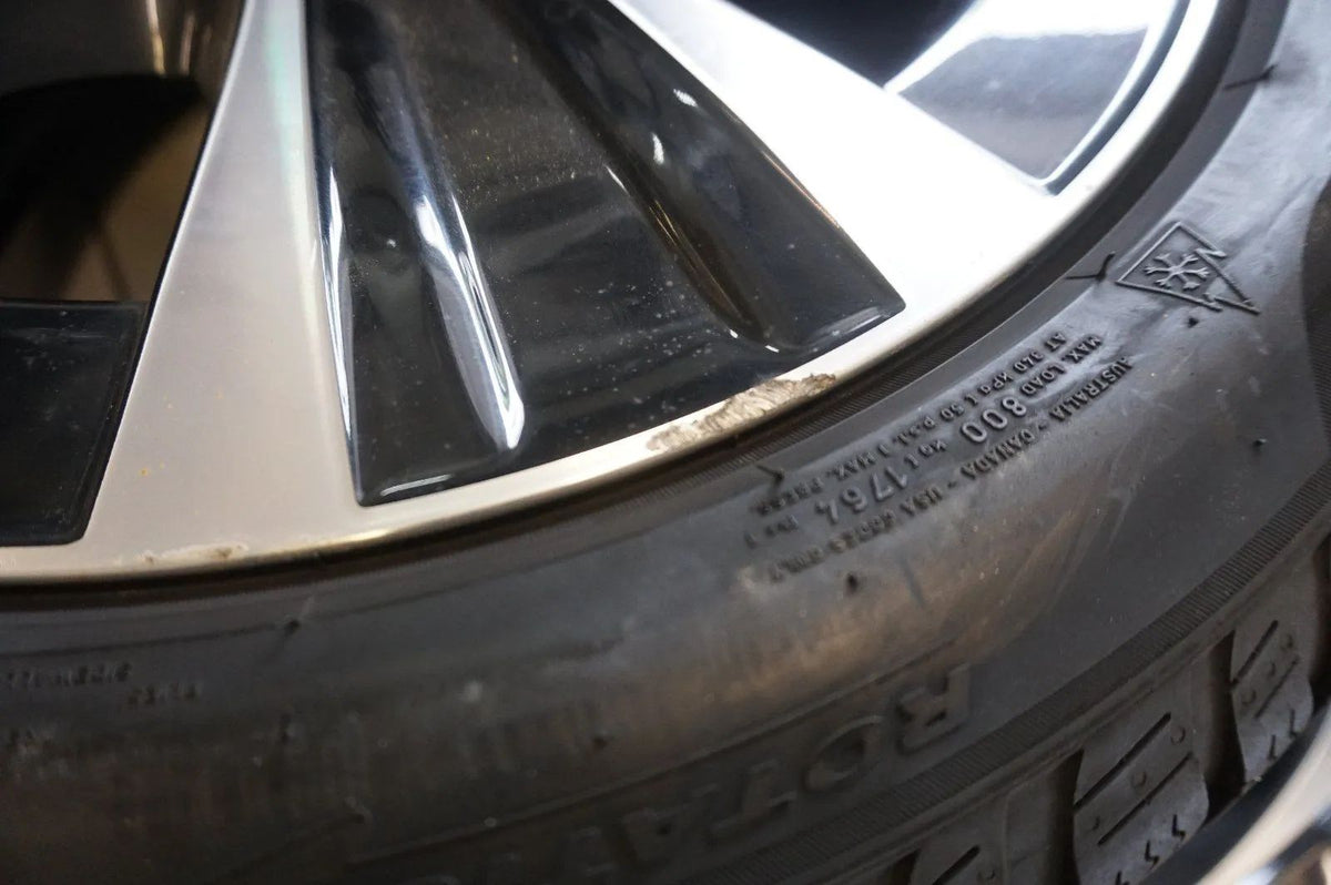 Original Mercedes E-Class W213 S213 18 inch Alloy Wheels A2134013700 Winter Tires Detail view 9