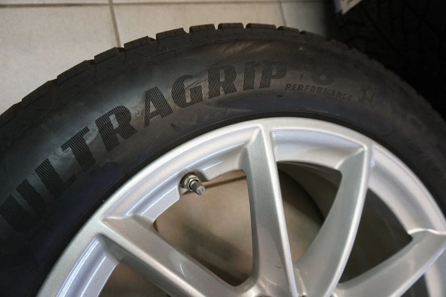Hliníková kola BMW X1 F48 X2, zimní kola a zimní pneumatiky 225 55 R17, 7 mm