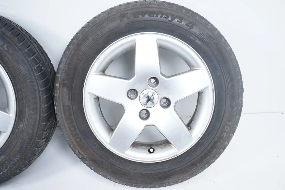 Original Peugeot 207 Winterräder mit neuen Winterreifen 185 65 15 Zoll