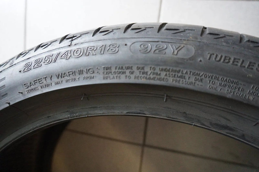 2 X 225 40 R18 92Y Pneus été Bridgestone Turanza T005 * 4mm 2022