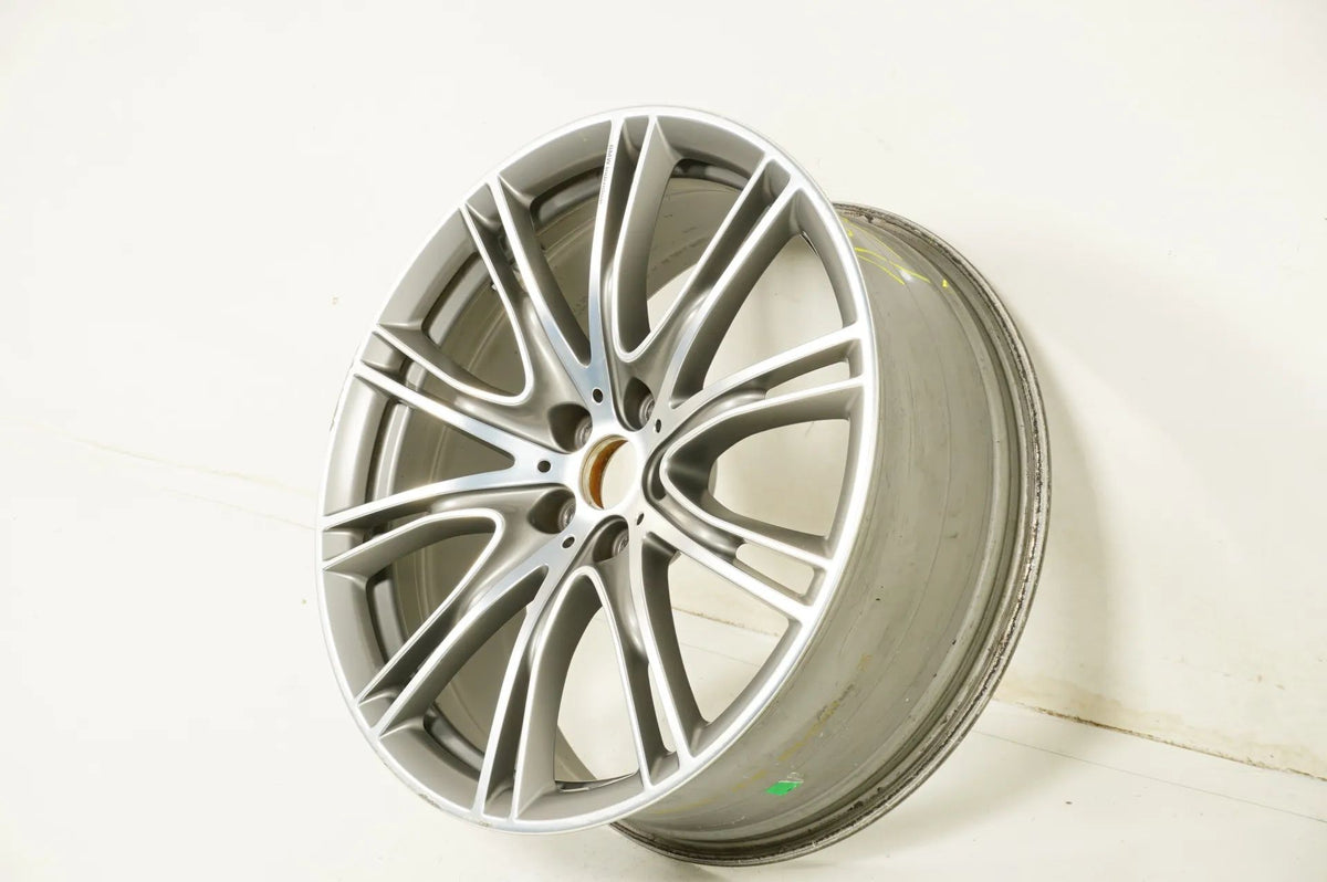 1 jante en aluminium d'origine BMW Série 5 G30 G31 20 pouces 759i 7855089 8J Detailansicht 4
