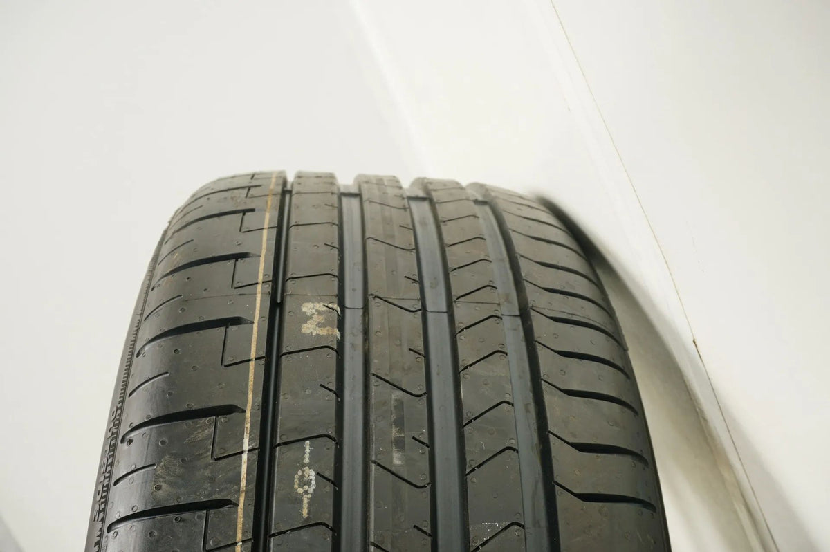 NEW Mercedes S Class W223 V223 Summer Wheels 255 45 19 inch Detailansicht 12
