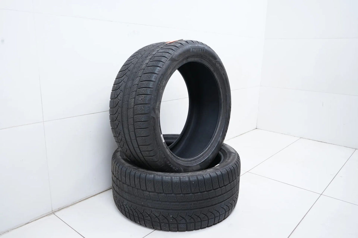 2 pneus hiver Pirelli 285/40/20 pouces, profondeur de sculpture d'environ 4 mm, homologués DOT23 BMW* Detailansicht 3