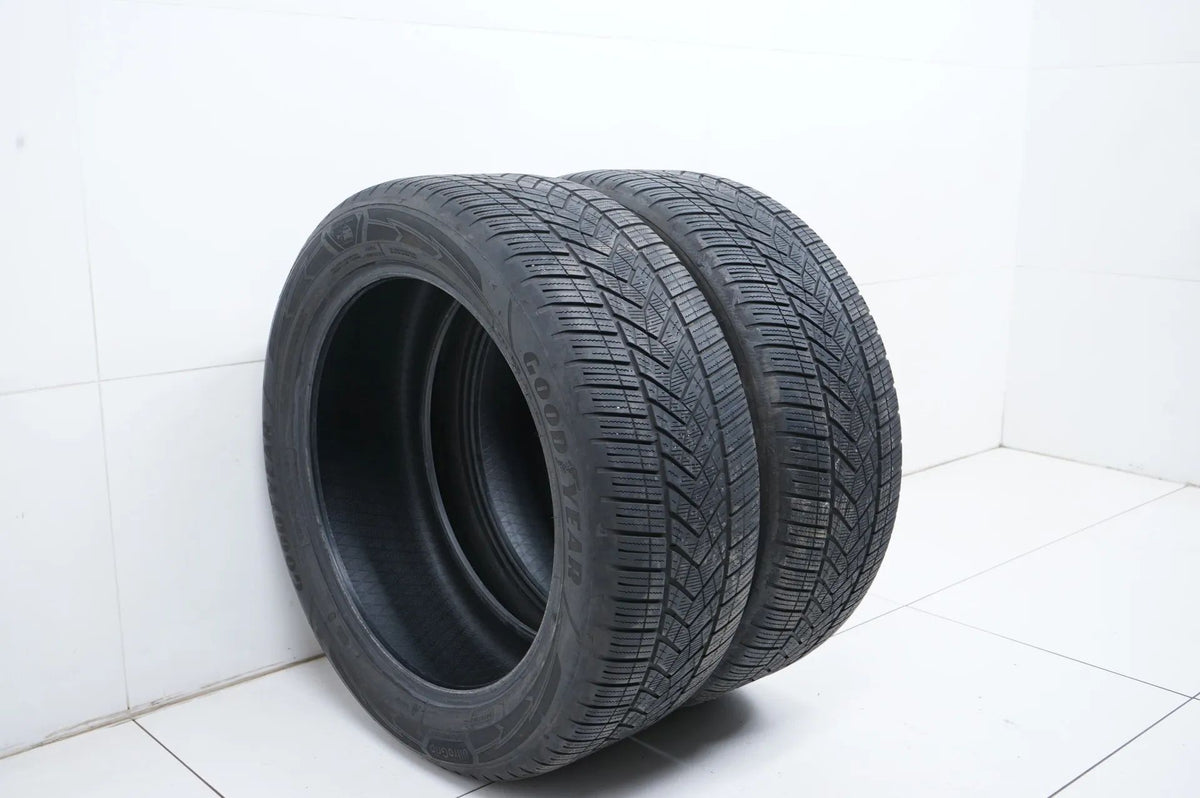2 pneus hiver Goodyear 255/50 21 pouces DOT21 BMW* profondeur de sculpture d'environ 4 mm