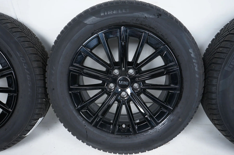BMW X1 X2 U11 U10 roues hiver pneus hiver 205 65 17 pouces 5A094B2