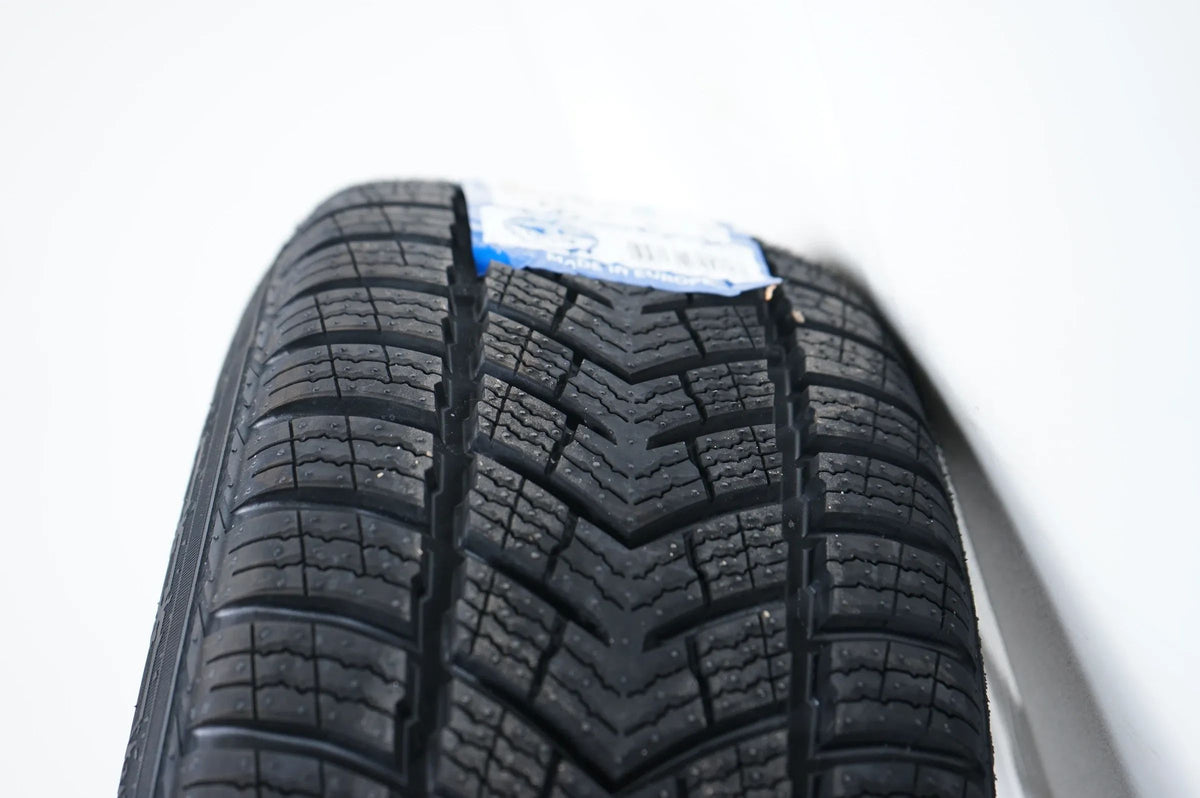 Mercedes A B Klasse W177  Winterräder NEU Winterreifen 16 Zoll A1774011100 Detail view 11