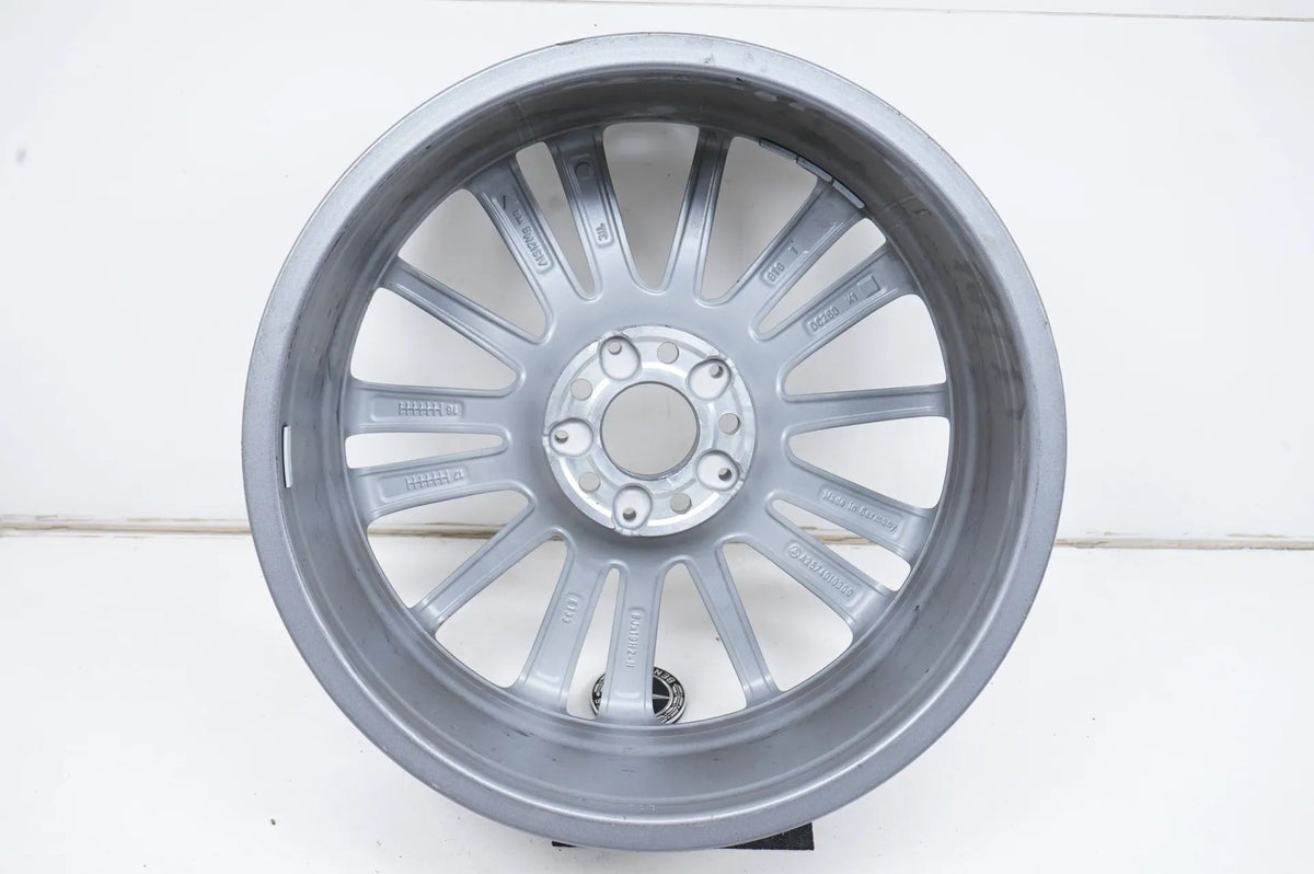 1 x jante en alliage Mercedes CLS W257 19 pouces A2574010300 8J ET33 Vue détaillée 6