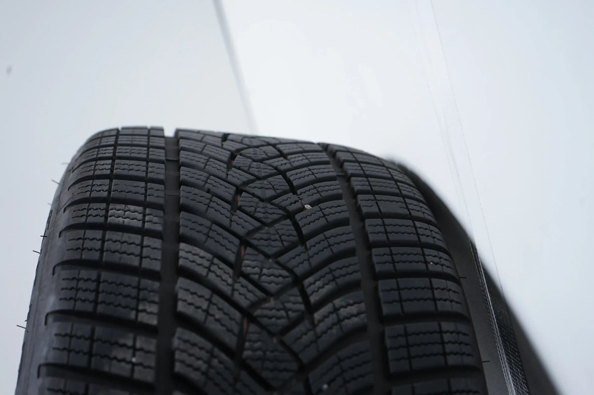 BMW 4 Series i4 G26 Winter Wheels Winter Tires 245 45 18 Inch M858 Detailansicht 12
