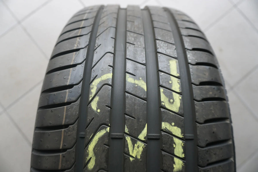 1 X 245 40 R18 97Y Pneu d'été Pirelli Cinturato P7 MO 2021 6,5mm