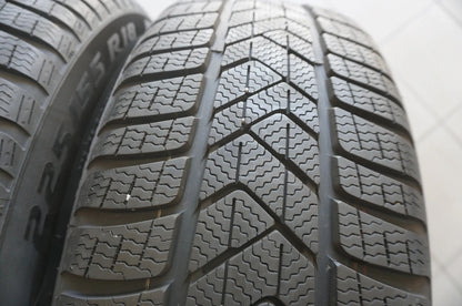 Audi A6 A4 C8 VW Tiguan II Skoda Kodiaq I pneumatici invernali, ruote invernali 225 55 R18
