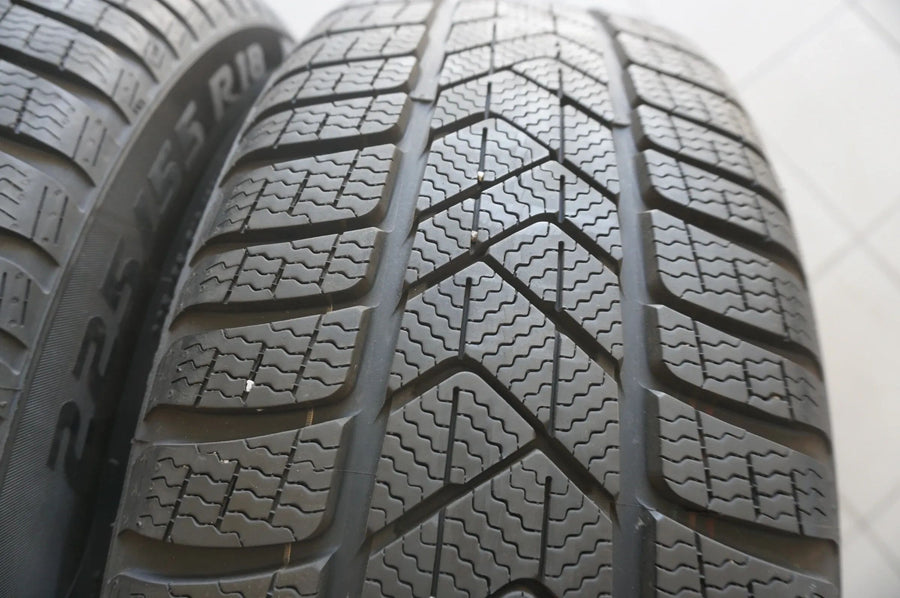 Audi A6 A4 C8 VW Tiguan II Skoda Kodiaq I pneumatici invernali, ruote invernali 225 55 R18