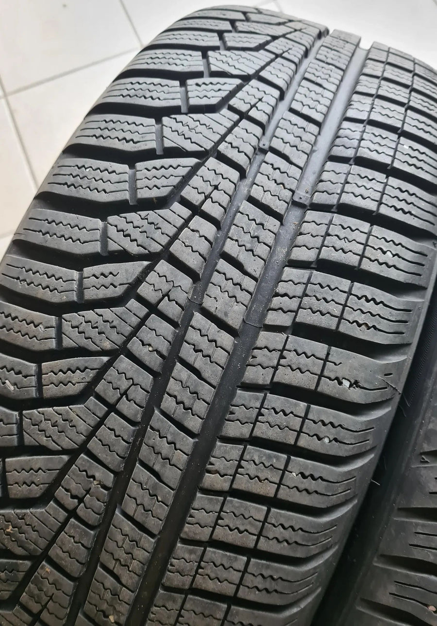 Cerchi in lega Mercedes Classe A W177 Classe B W247 CLA, pneumatici invernali 205 55 R17 6mm