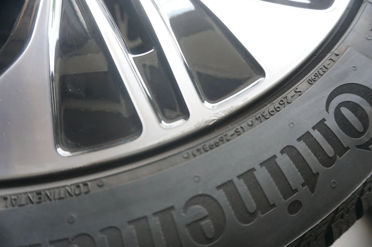 Original Mercedes E-Klasse W214 S214 Alufelgen Winterreifen 245 45 R19 Zoll Vue détaillée 13