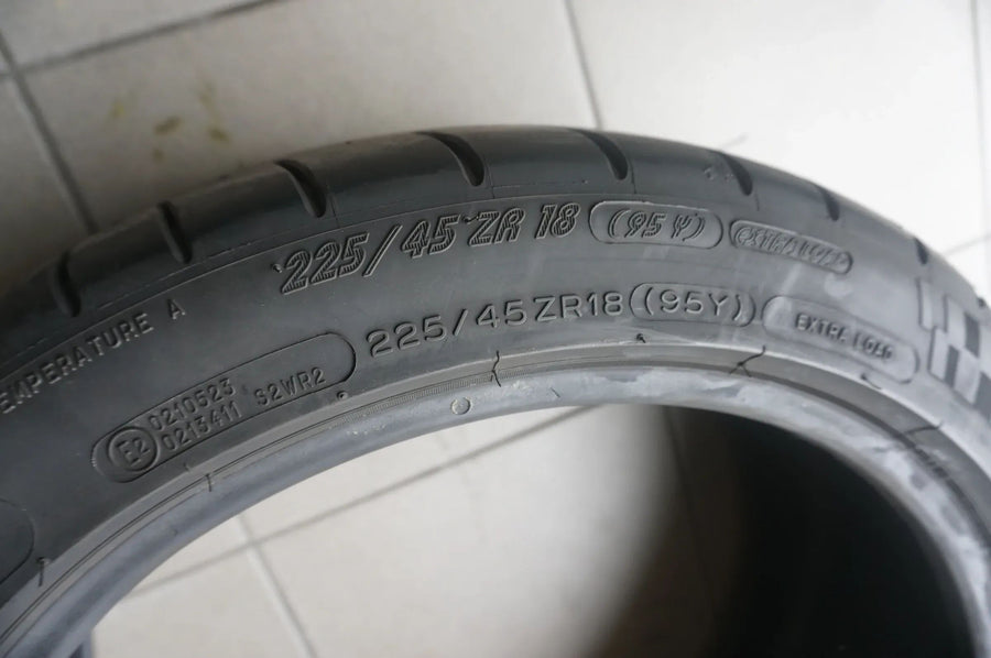 2 X 225 45 ZR18 R18 95Y Pneus été Michelin Pilot Super Sport * 7mm