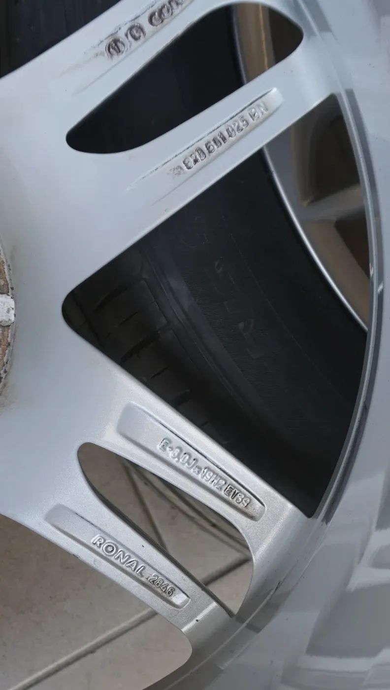 Jantes alliage d'origine Audi Q5 8R 19 pouces Roues d'été Pneus d'été 235 55 R19