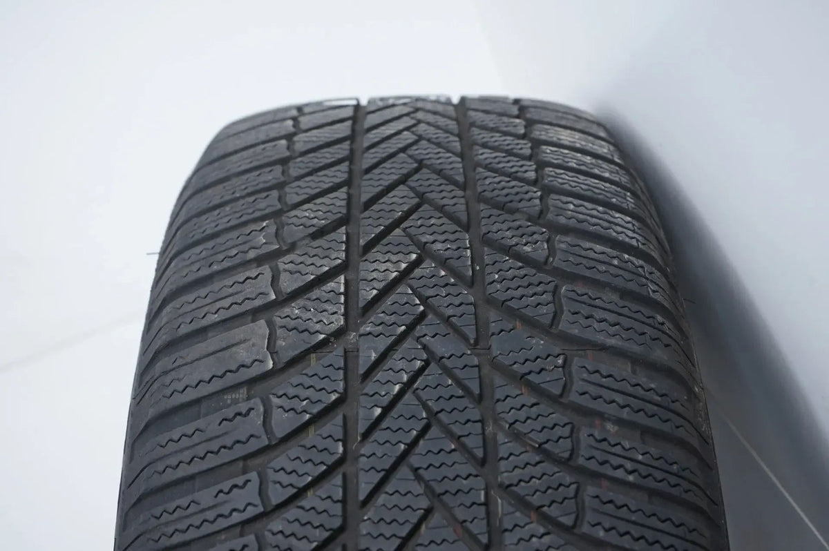 Original Mercedes EQC N293 19 inch alloy wheels winter tires winter wheels 235 55 R19 Detailansicht 9
