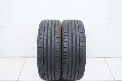 2x Pirelli summer tires 235 45 20 inch DOT23 MO approx. 6mm tread depth
