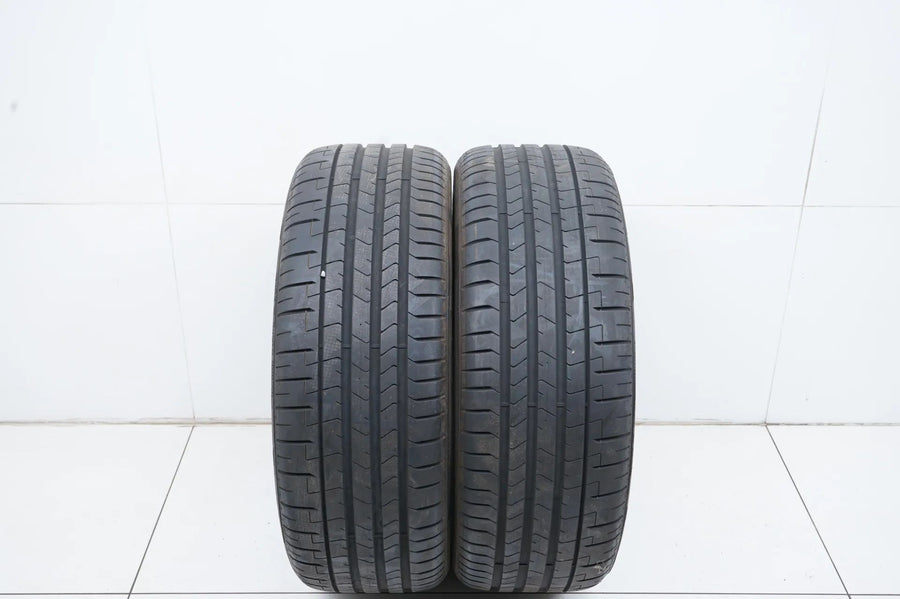2x Pirelli summer tires 235 45 20 inch DOT23 MO approx. 6mm tread depth