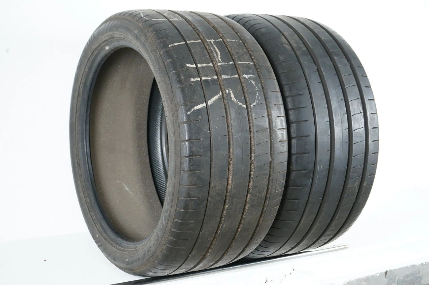 2 x Yokohama summer tires 315/35 21 inch BMW* DOT21 approx. 6mm tread depth