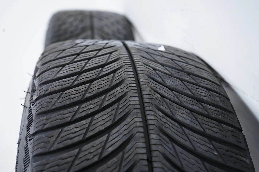 Mercedes A35 W177 AMG Winterreifen Winterräder 235 40 18 Zoll