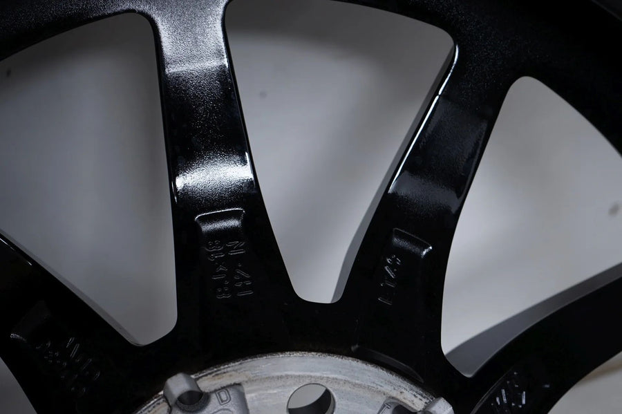 Roues et pneus hiver Mercedes CLA35 C118, dimensions 235/40/18 pouces