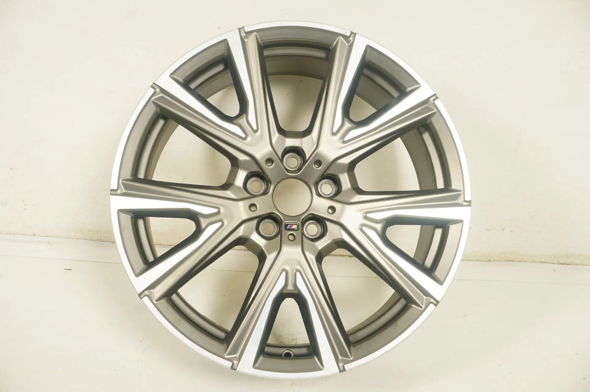 1 x hliníkový disk BMW řady 1 a 2 F40 F44 19 palců M557 8053525 8J Detailní zobrazení 2