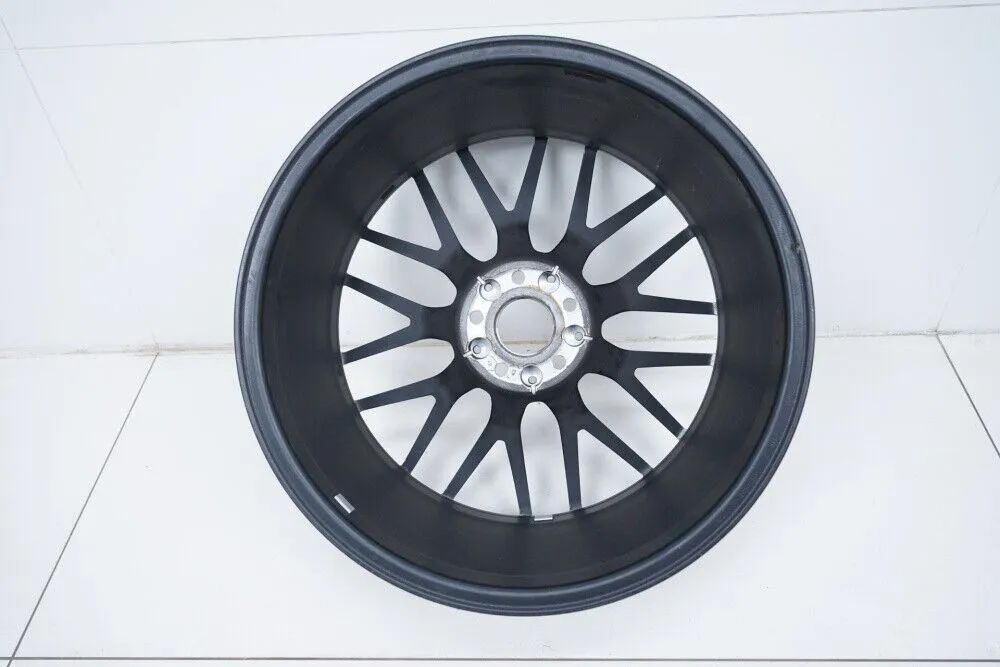 1 x Mercedes C63 W205 AMG hliníkový disk 19 palců A2054011800 9,5J Detailní zobrazení 10