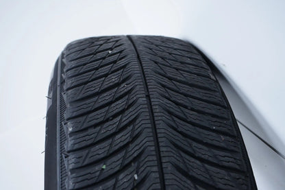 Mercedes GLA GLB H247 X247 Allwetterräder mit neuen Allwetterreifen 215 65 17 Zoll