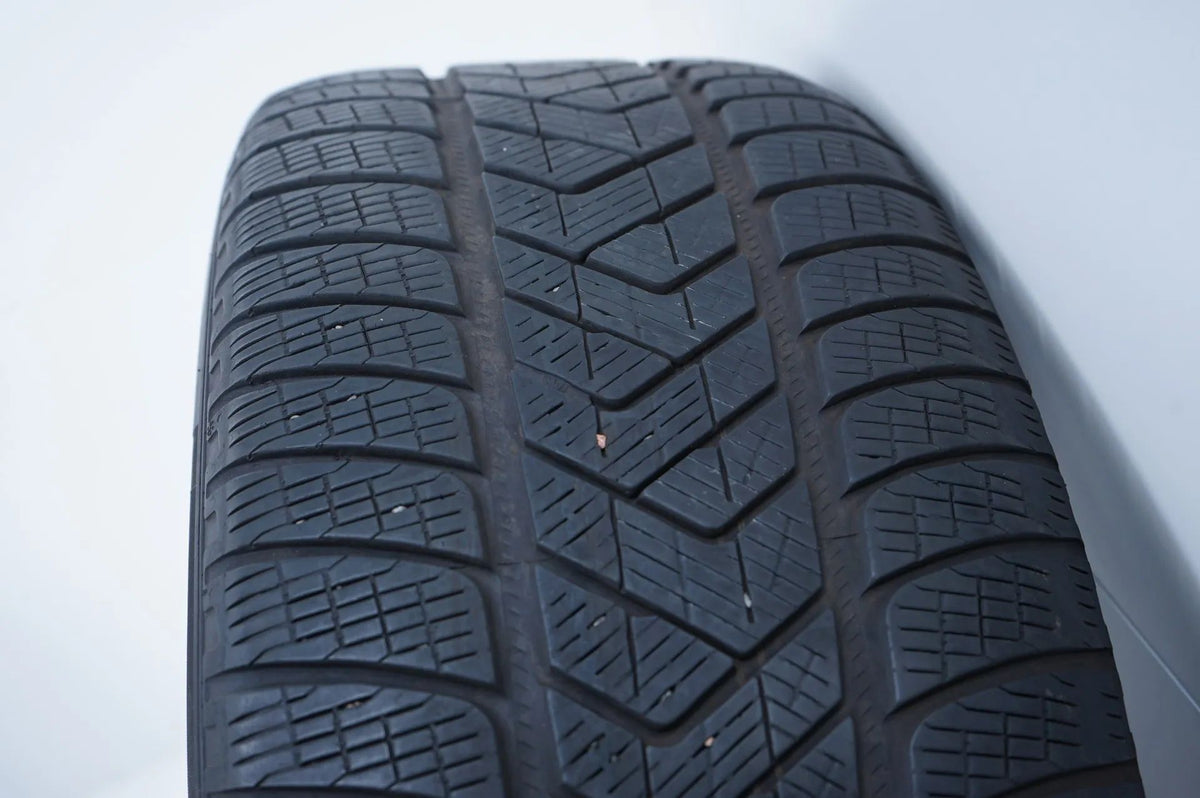 Mercedes EQC W293 N293 Winter Tires Winter Wheels 19 Inch Detailansicht 9