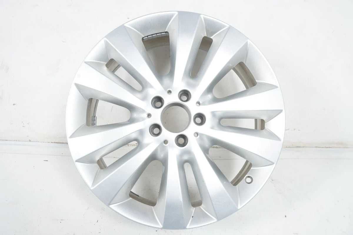 1 x Mercedes R-klasse W251 lichtmetalen velg 18 inch A2514010000 8J ET67 Detailweergave 2