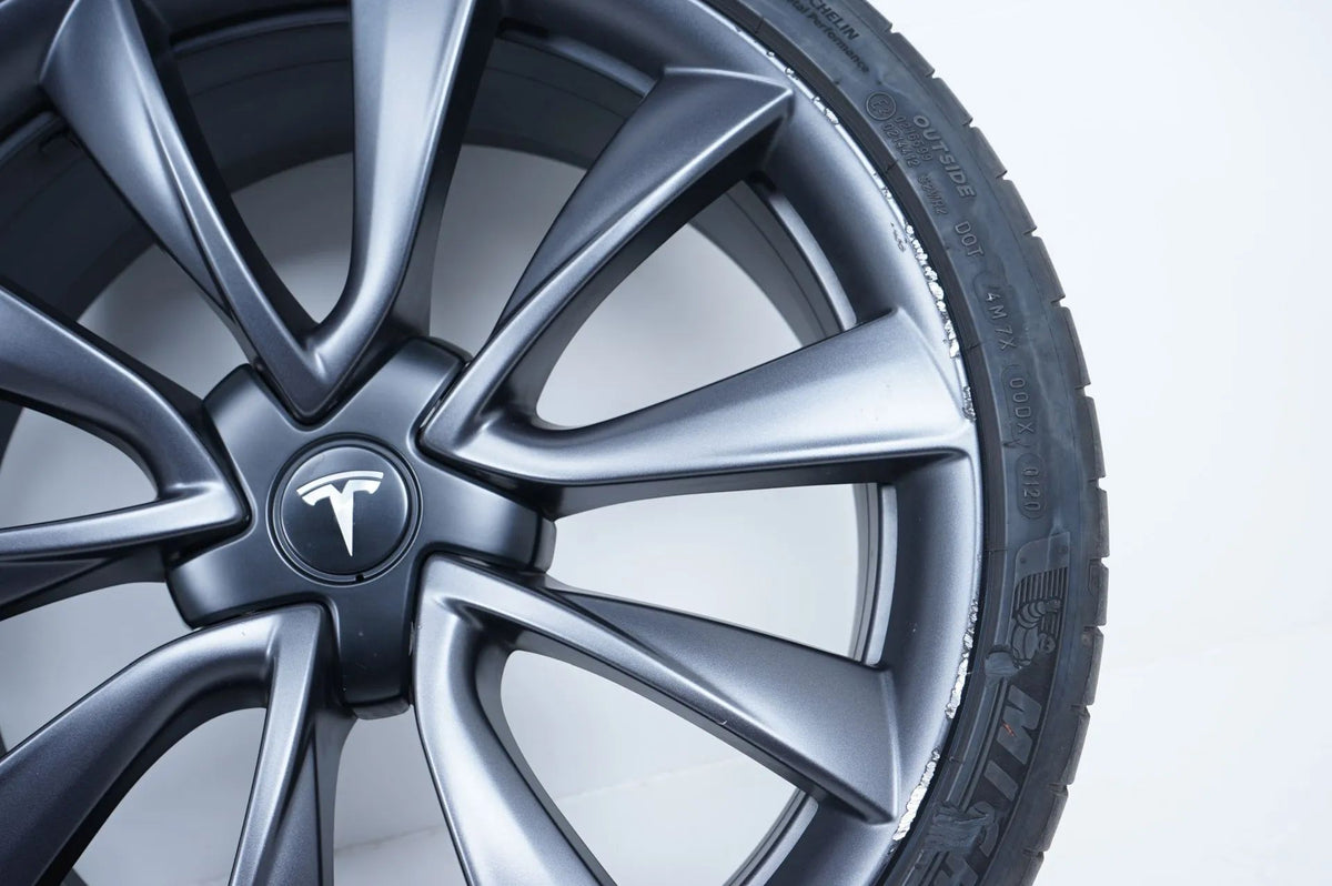 Tesla Model 3 summer tires, summer wheels 235/35/20 inch Detailansicht 15