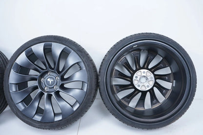 Tesla Model 3 summer tires, summer wheels, 235/35/20 inch, 7mm tread depth