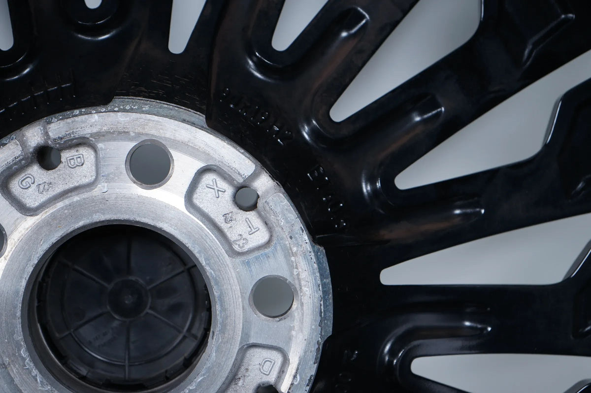 Mercedes CLE Class W236 summer wheels, summer tires, 19 inch Detailansicht 15