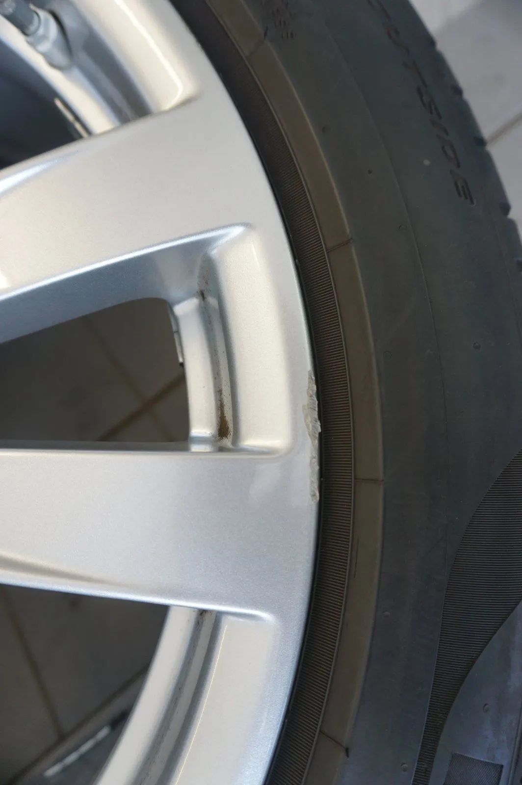 Original Mercedes S-Class W223 V223 19 Inch Alloy Wheels Summer Tires Detailansicht 5