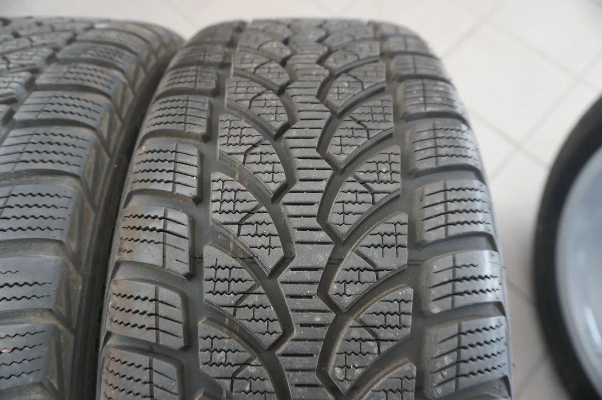Original Mercedes C-Class W205 S205 Alloy Wheels Winter Tires 225 50 R17 8mm Detailansicht 8