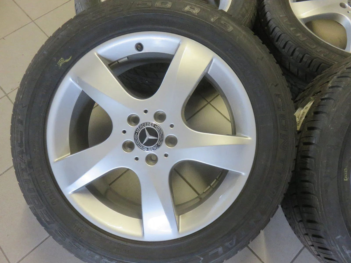 Cerchi in lega originali Mercedes Classe R W251 da 19 pollici, pneumatici estivi 255 50 R19 8 mm Visualizzazione dettagliata 2