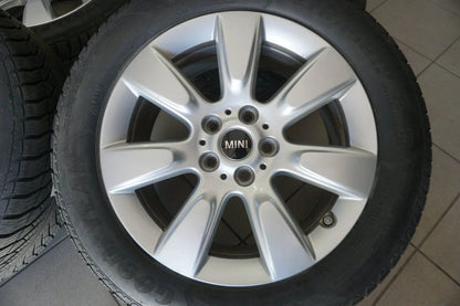Originele Mini Countryman F60 SE lichtmetalen velgen met winterwielen en winterbanden 225 55 R17