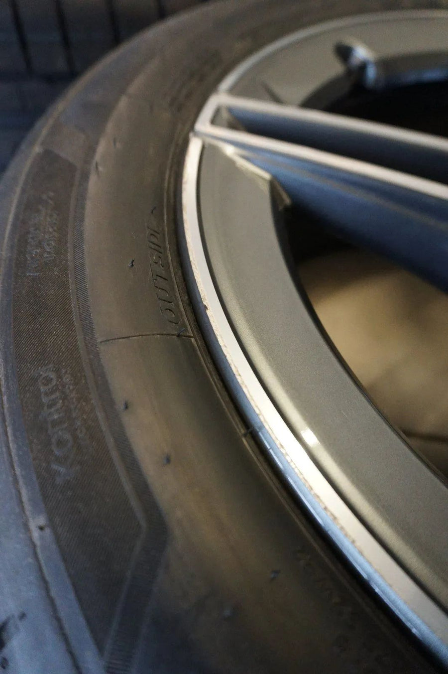 Jantes alliage d'origine Mercedes Classe S W223 V223 AMG pneus été 255 45 R19 7mm