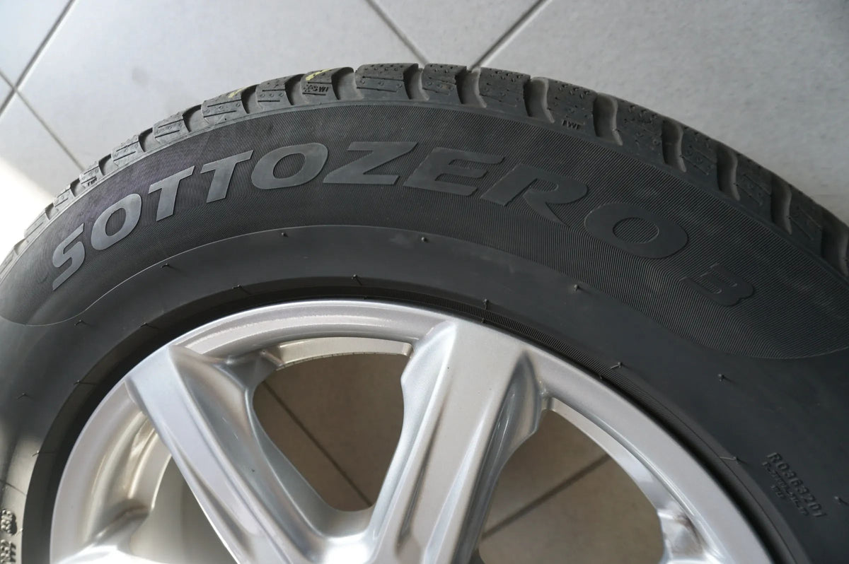 VW T-ROC I Touran II 5T Alloy Wheels Winter Tires 6mm Detailansicht 9