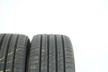 2 x pneus été Michelin 235 55 19 pouces DOT22 env.6mm AO