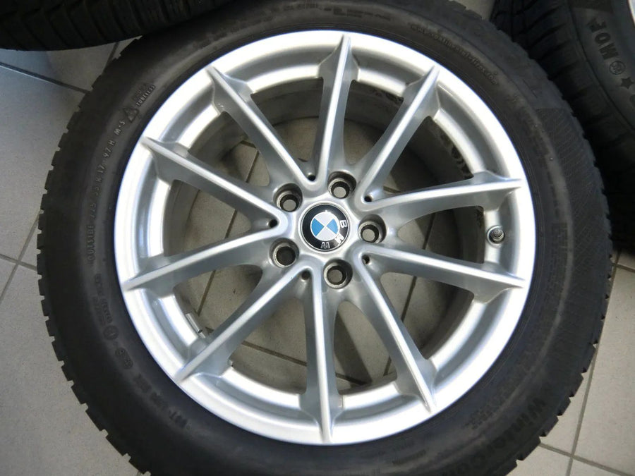 Jantes alliage d'origine BMW Série 5 G30 G31 Roues hiver Pneus hiver 225 55 R17 6mm