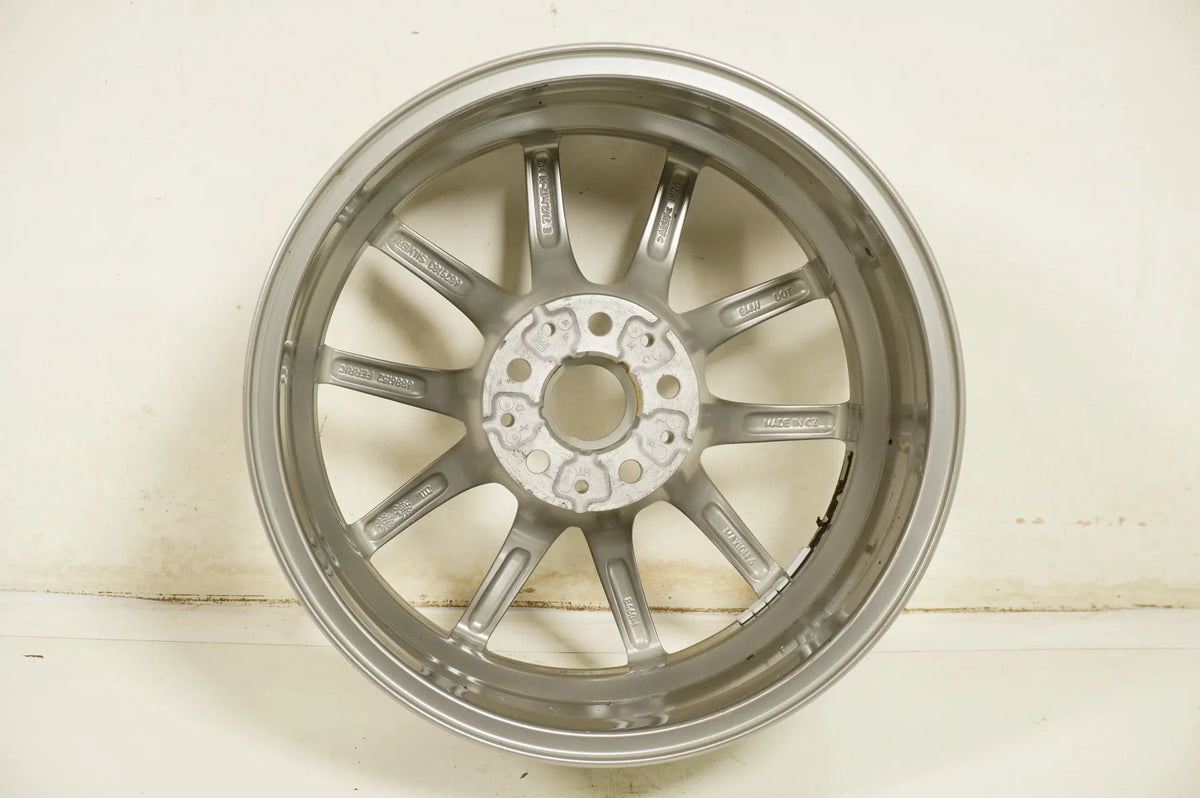1 x originální hliníkový disk BMW Z4 G29 17 palců  6886152 768  7,5J Detailní zobrazení 9