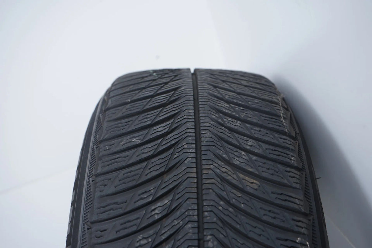 Mercedes GLA GLB H247 winter wheels winter tires 215 65 17 inch Detailansicht 9