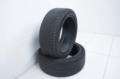2 x Winterreifen 255 45 20 Zoll Michelin ca.3,5 mm DOT21 Bmw*