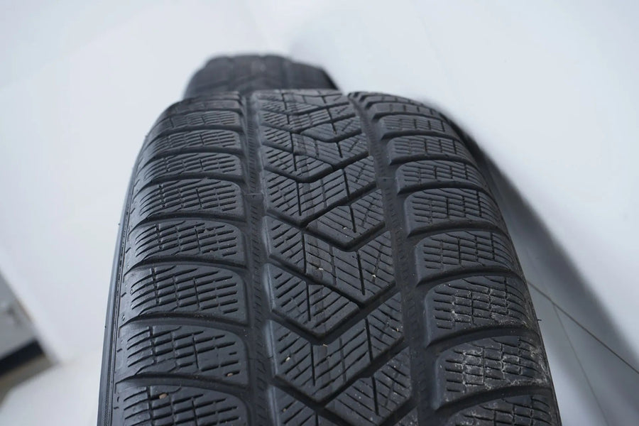 Land Rover Range Velar winter tires/wheels 255/55/19 inch